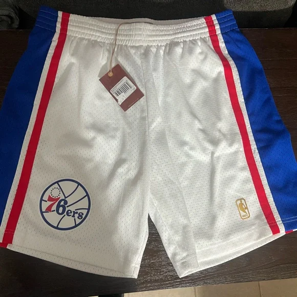 Philadelphia 76ers Mitchell & Ness Shorts - Picture 3 of 12